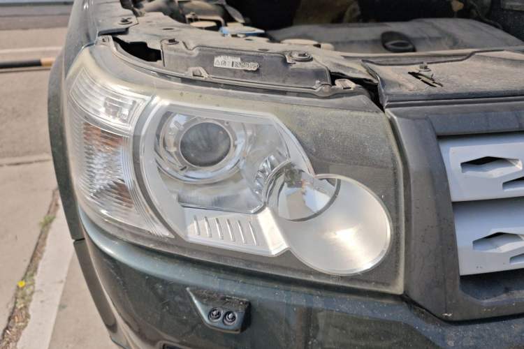 Used Land Rover Freelander 2 2010 3.2 i6 Automatic HSE Gasoline Version Right Front Headlight