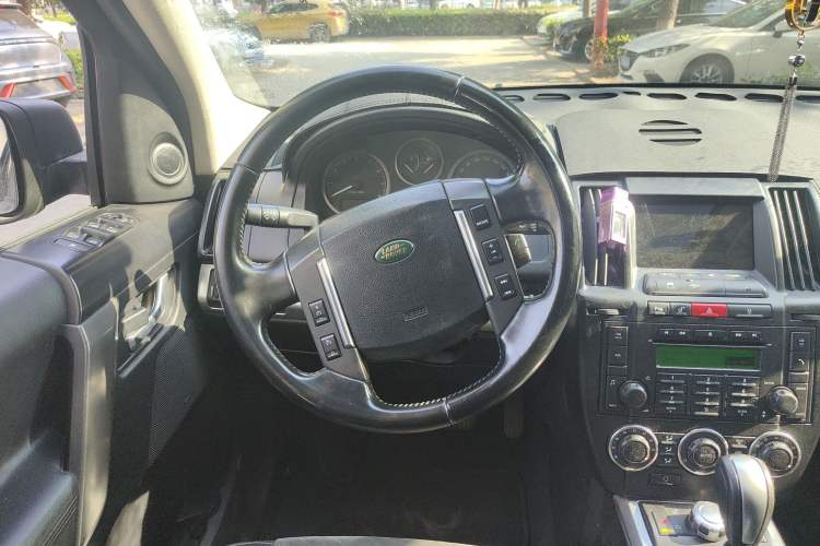 Used Land Rover Freelander 2 2010 3.2 i6 Automatic SE Gasoline Version Steering Wheel