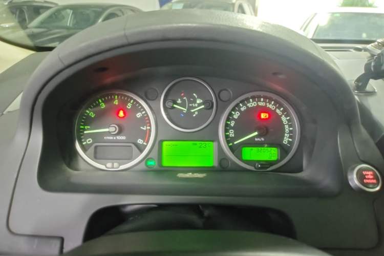 Used Land Rover Freelander 2 2010 3.2 i6 Automatic SE Gasoline Version Instrument Cluster