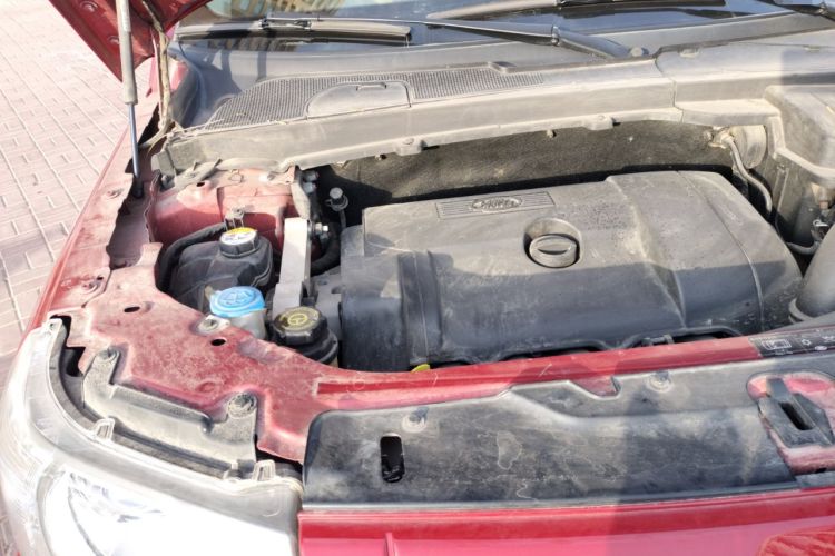 Used Land Rover Freelander 2 2010 3.2 i6 Automatic HSE Gasoline Version Engine Bay Right