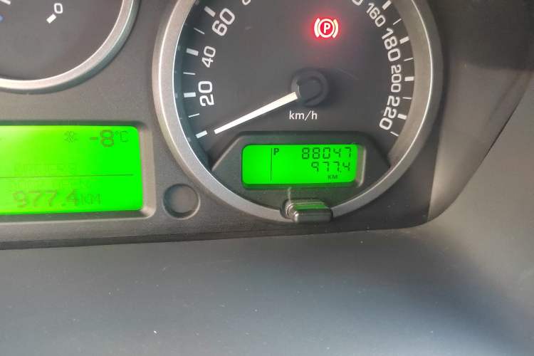 Used Land Rover Freelander 2 2010 3.2 i6 Automatic HSE Gasoline Version Odometer Close Up