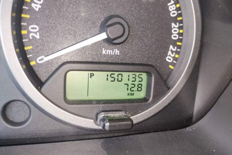 Used Land Rover Freelander 2 2010 3.2 i6 Automatic HSE Gasoline Version Odometer Close Up