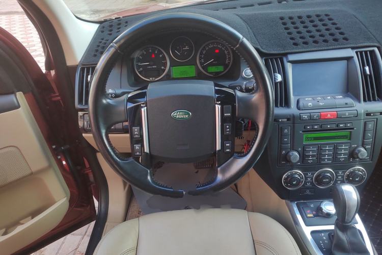 Used Land Rover Freelander 2 2010 3.2 i6 Automatic HSE Gasoline Version Steering Wheel