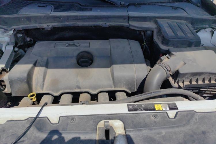 Used Land Rover Freelander 2 2010 3.2 i6 Automatic SE Gasoline Version Engine Bay