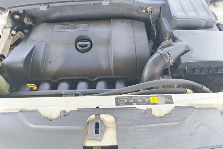 Used Land Rover Freelander 2 2010 3.2 i6 Automatic SE Gasoline Version Engine Bay