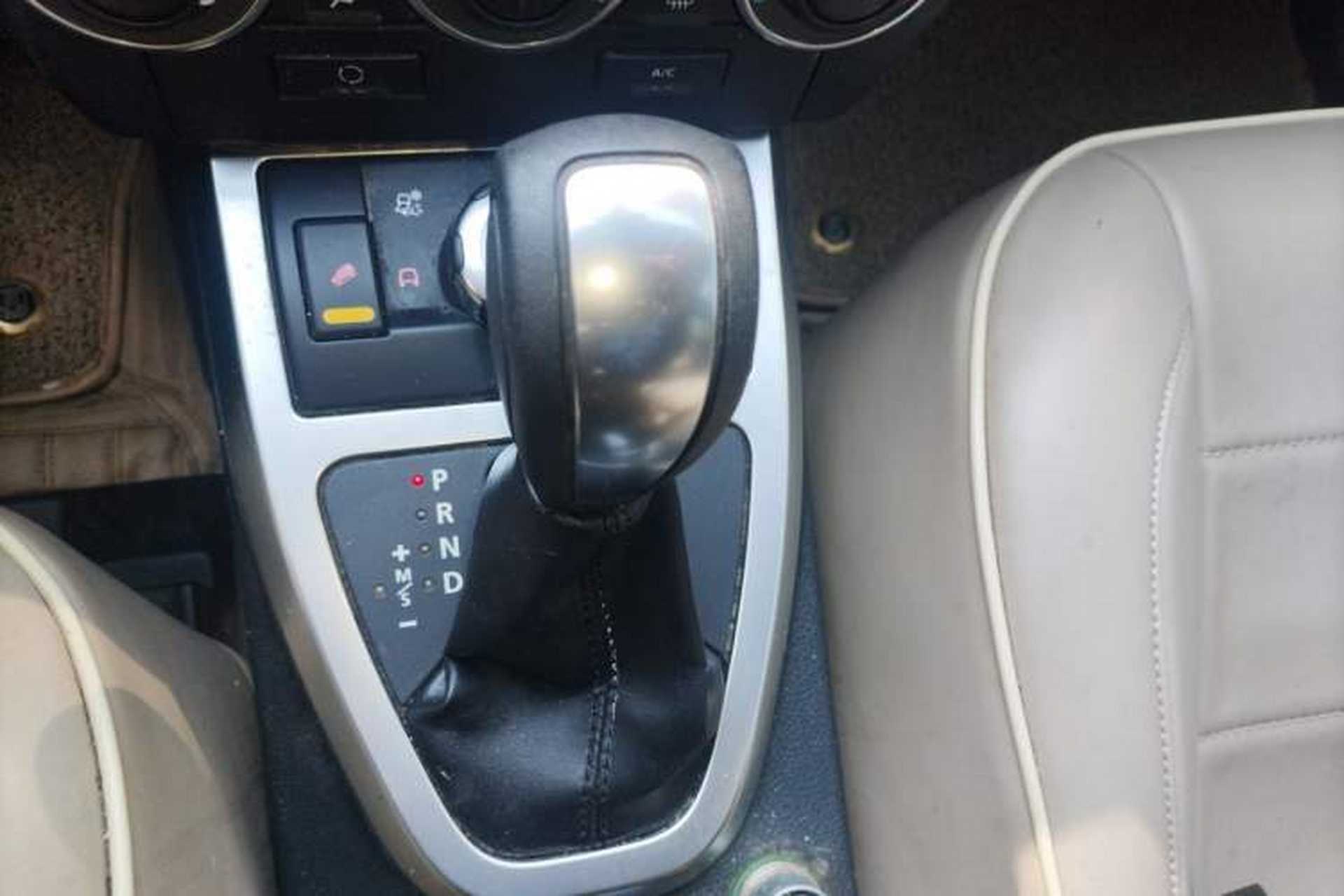 Used Land Rover Freelander 2 2010 3.2 i6 Automatic SE Gasoline Version Gear Lever