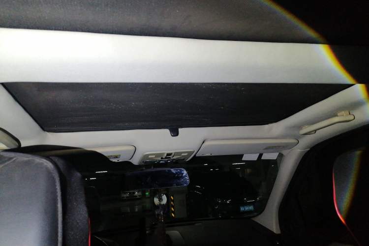 Used Land Rover Freelander 2 2010 3.2 i6 Automatic SE Gasoline Version Headliner
