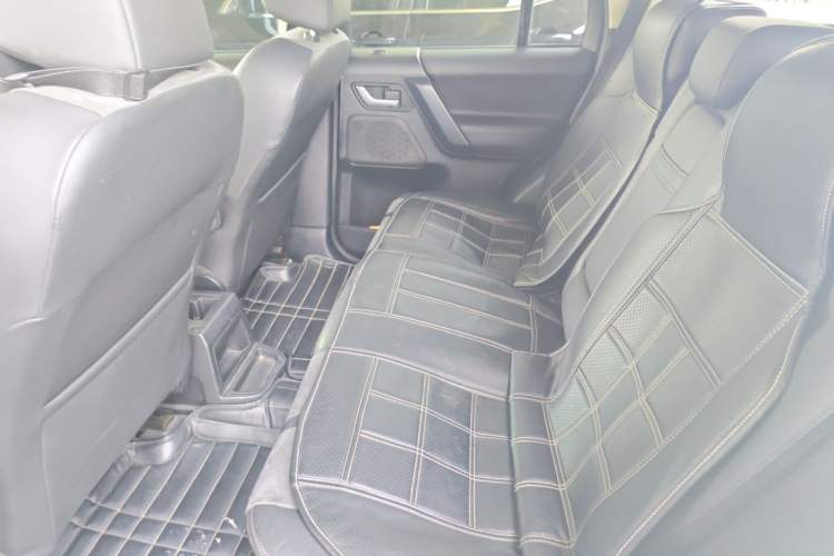 Used Land Rover Freelander 2 2010 3.2 i6 Automatic SE Gasoline Version Left Rear Seat