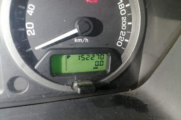 Used Land Rover Freelander 2 2010 3.2 i6 Automatic SE Gasoline Version Odometer Close Up