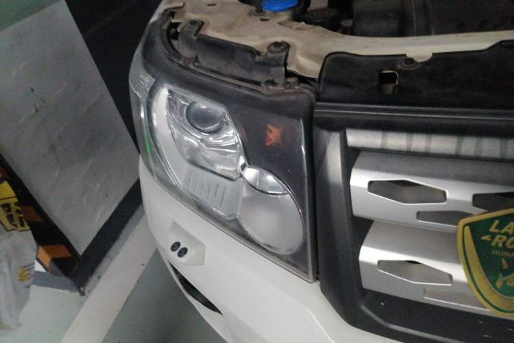 Used Land Rover Freelander 2 2010 3.2 i6 Automatic SE Gasoline Version Right Front Headlight