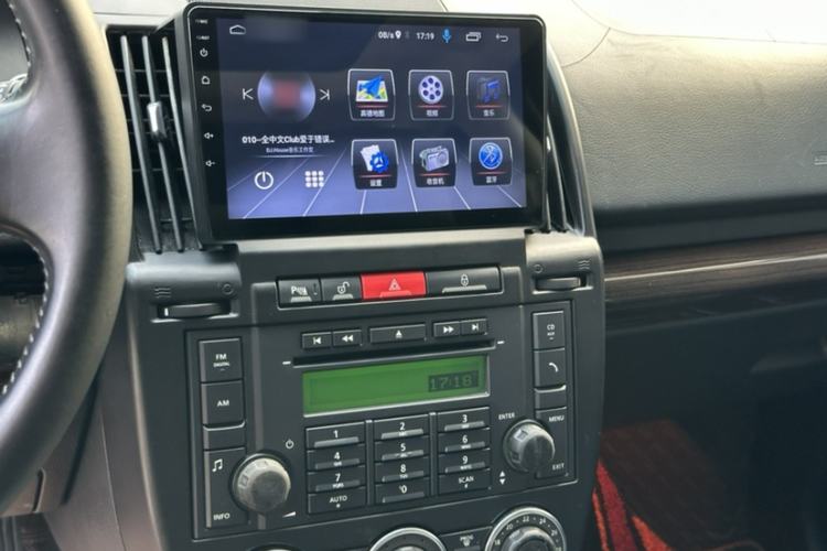 Used Land Rover Freelander 2 2011 3.2L i6 HSE Gasoline Edition Audio And AC Panel