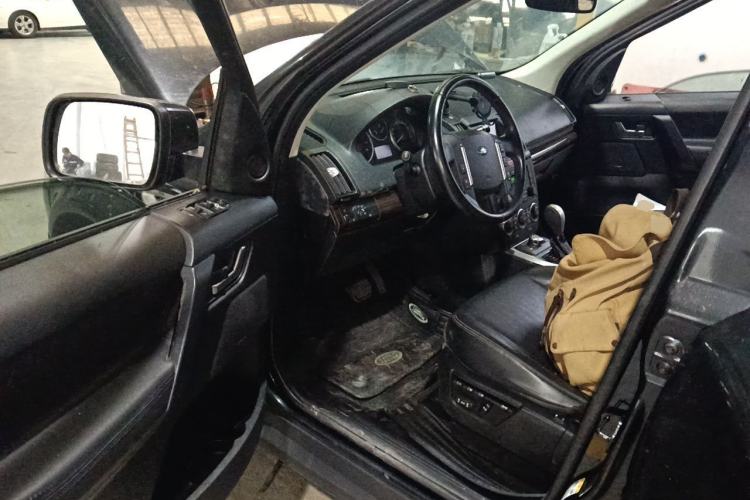 Used Land Rover Freelander 2 2011 3.2L i6 HSE Gasoline Edition Driver Seat