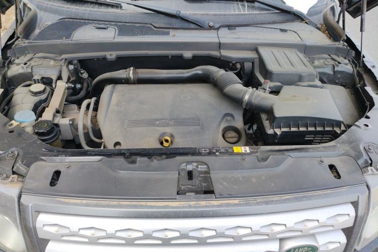 Used Land Rover Freelander 2 2011 2.2T SD4 SE Diesel Edition Engine Bay