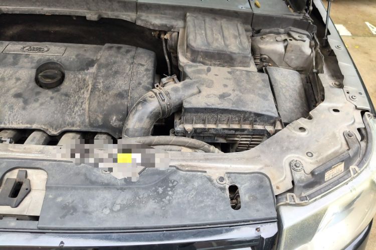Used Land Rover Freelander 2 2011 3.2L i6 HSE Gasoline Edition Engine Bay Left