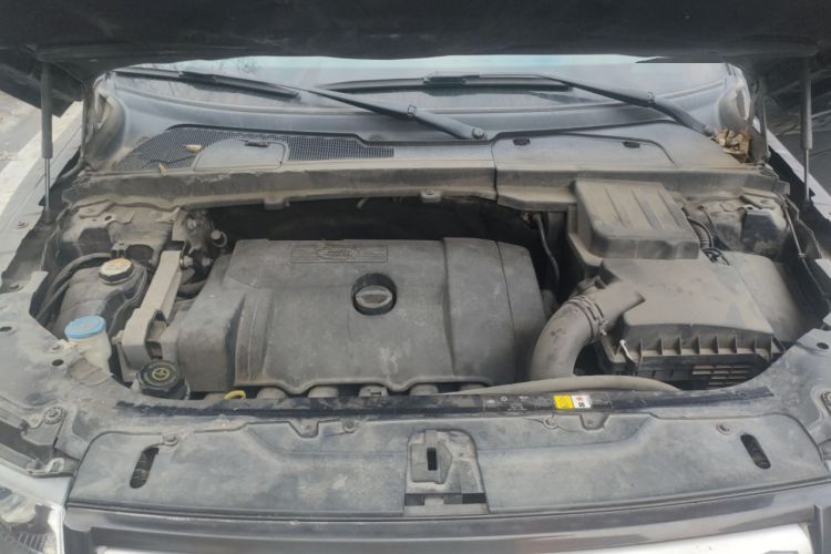 Used Land Rover Freelander 2 2011 3.2L i6 HSE Gasoline Edition Engine Bay