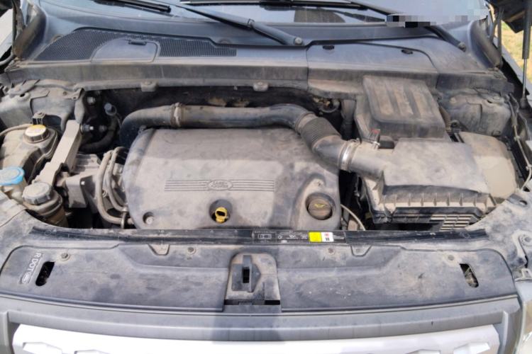 Used Land Rover Freelander 2 2011 2.2T SD4 SE Diesel Edition Engine Bay