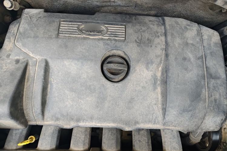 Used Land Rover Freelander 2 2011 3.2L i6 SE Gasoline Version Engine Bay