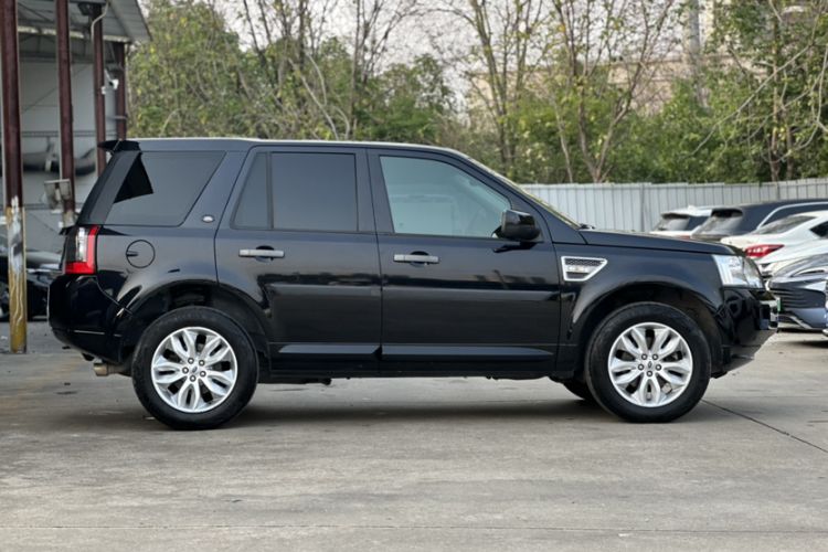 Used Land Rover Freelander 2 2011 3.2L i6 HSE Gasoline Edition Exterior 2