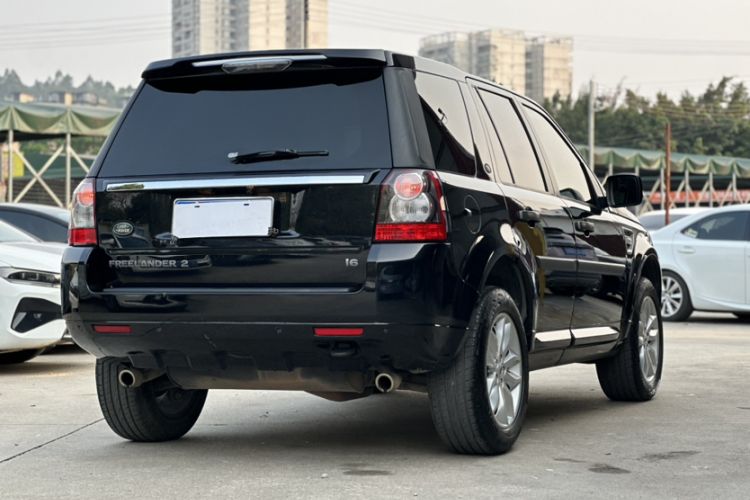 Used Land Rover Freelander 2 2011 3.2L i6 HSE Gasoline Edition Exterior 7
