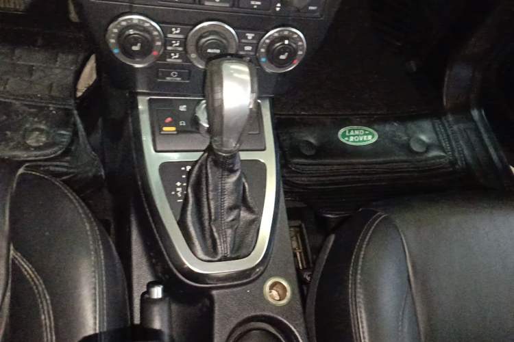 Used Land Rover Freelander 2 2011 3.2L i6 HSE Gasoline Edition Gear Lever