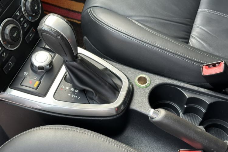 Used Land Rover Freelander 2 2011 3.2L i6 HSE Gasoline Edition Gear Lever