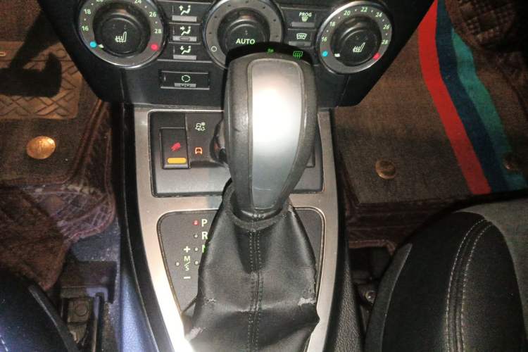 Used Land Rover Freelander 2 2011 3.2L i6 SE Gasoline Version Gear Lever