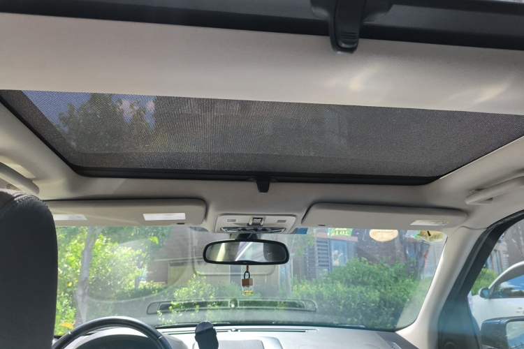 Used Land Rover Freelander 2 2011 3.2L i6 HSE Gasoline Edition Headliner