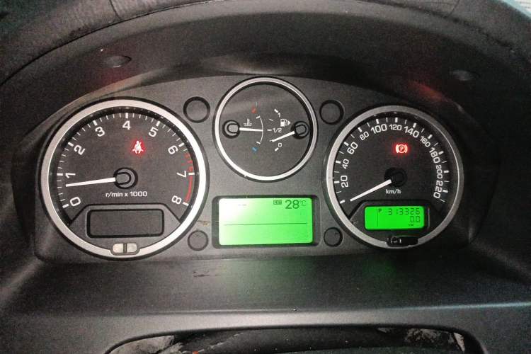 Used Land Rover Freelander 2 2011 3.2L i6 SE Gasoline Version Instrument Cluster