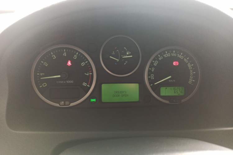 Used Land Rover Freelander 2 2011 3.2L i6 HSE Gasoline Edition Instrument Cluster