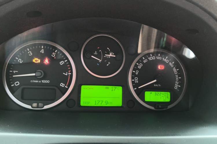 Used Land Rover Freelander 2 2011 3.2L i6 HSE Gasoline Edition Instrument Cluster