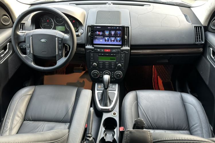 Used Land Rover Freelander 2 2011 3.2L i6 HSE Gasoline Edition Interior 4