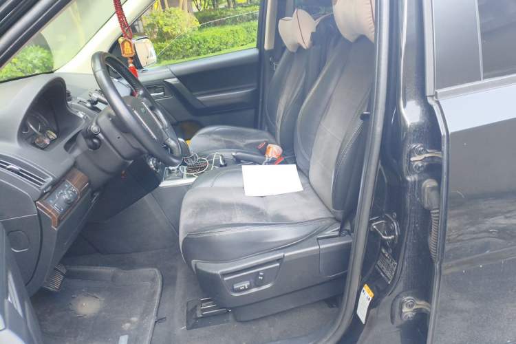 Used Land Rover Freelander 2 2011 2.2T SD4 SE Diesel Edition Left Front Seat