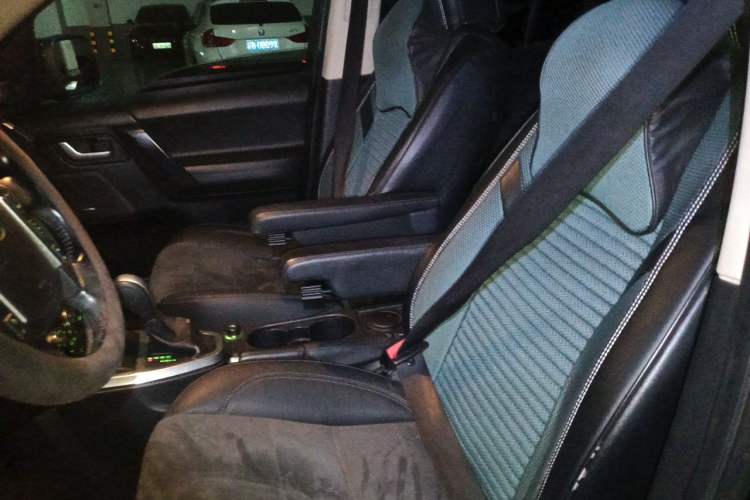 Used Land Rover Freelander 2 2011 3.2L i6 SE Gasoline Version Left Front Seat