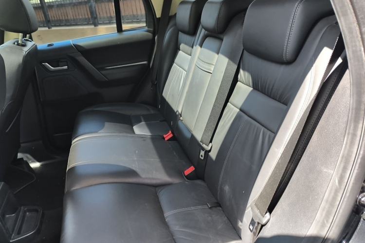 Used Land Rover Freelander 2 2011 3.2L i6 HSE Gasoline Edition Left Rear Seat