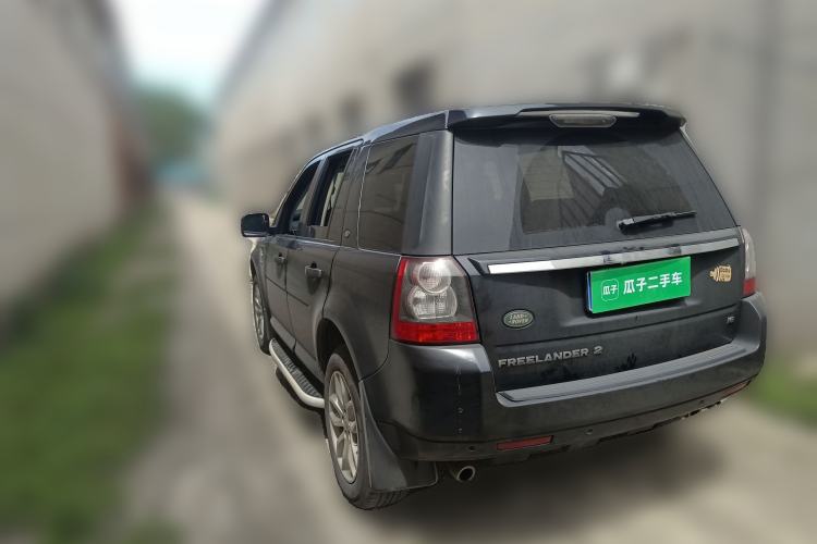 Used Land Rover Freelander 2 2011 3.2L i6 HSE Gasoline Edition Rear Left 45 Deg