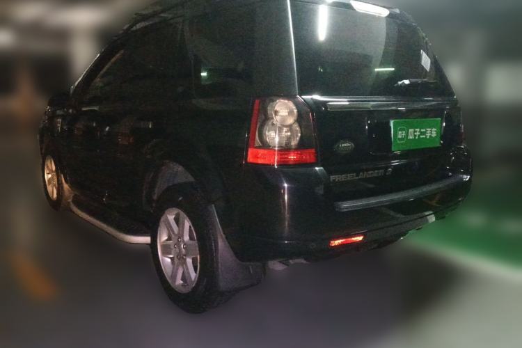Used Land Rover Freelander 2 2011 3.2L i6 SE Gasoline Version Rear Left 45 Deg