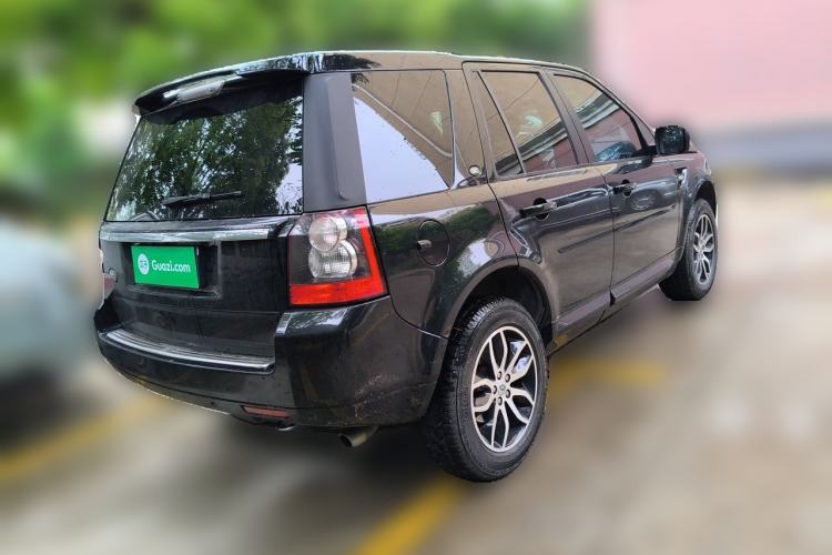Used Land Rover Freelander 2 2011 3.2L i6 HSE Gasoline Edition Rear Right 45 Deg