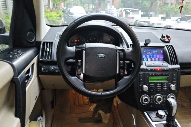 Used Land Rover Freelander 2 2011 3.2L i6 HSE Gasoline Edition Steering Wheel