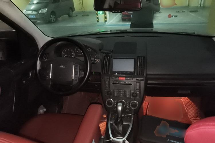 Used Land Rover Freelander 2 2011 2.2T SD4 SE Diesel Edition Steering Wheel