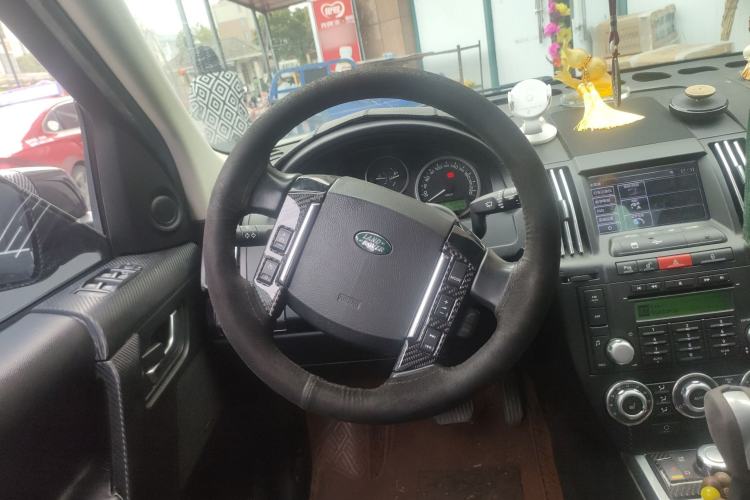 Used Land Rover Freelander 2 2011 3.2L i6 HSE Gasoline Edition Steering Wheel