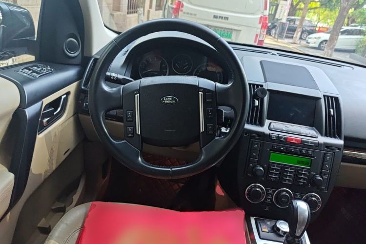 Used Land Rover Freelander 2 2011 3.2L i6 SE Gasoline Version Steering Wheel