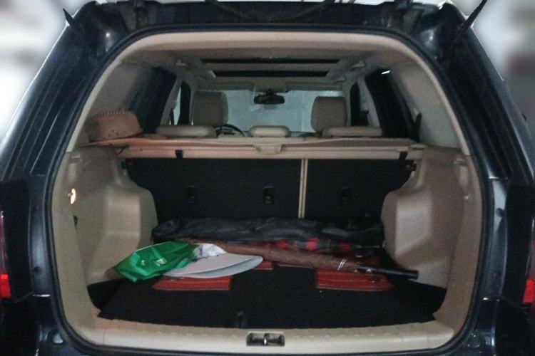 Used Land Rover Freelander 2 2011 3.2L i6 SE Gasoline Version Trunk