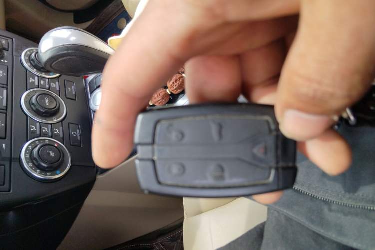 Used Land Rover Freelander 2 2011 2.2T SD4 SE Diesel Edition Vehicle Key