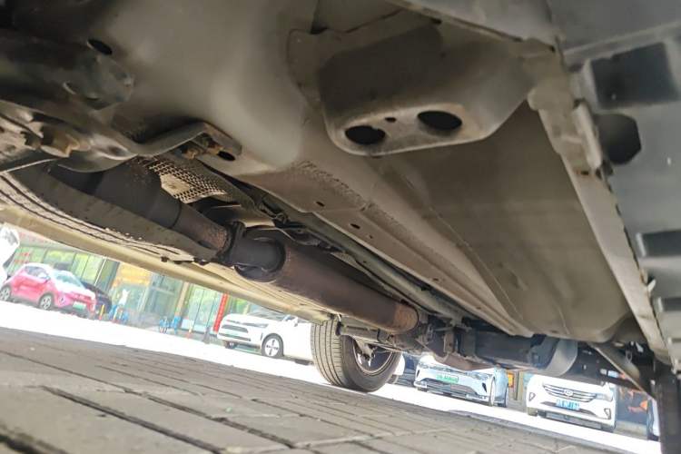 Used Land Rover Freelander 2 2011 3.2L i6 HSE Gasoline Edition Chassis Front Left
