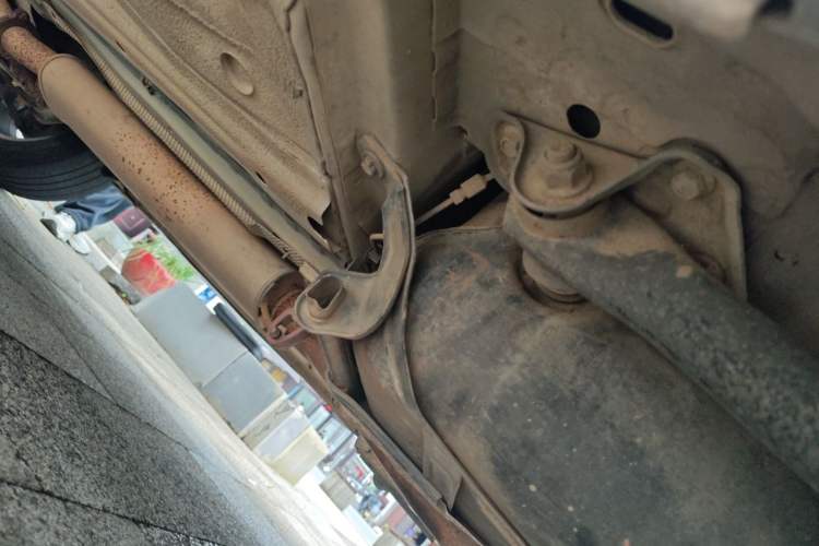 Used Land Rover Freelander 2 2011 3.2L i6 HSE Gasoline Edition Chassis Rear Left