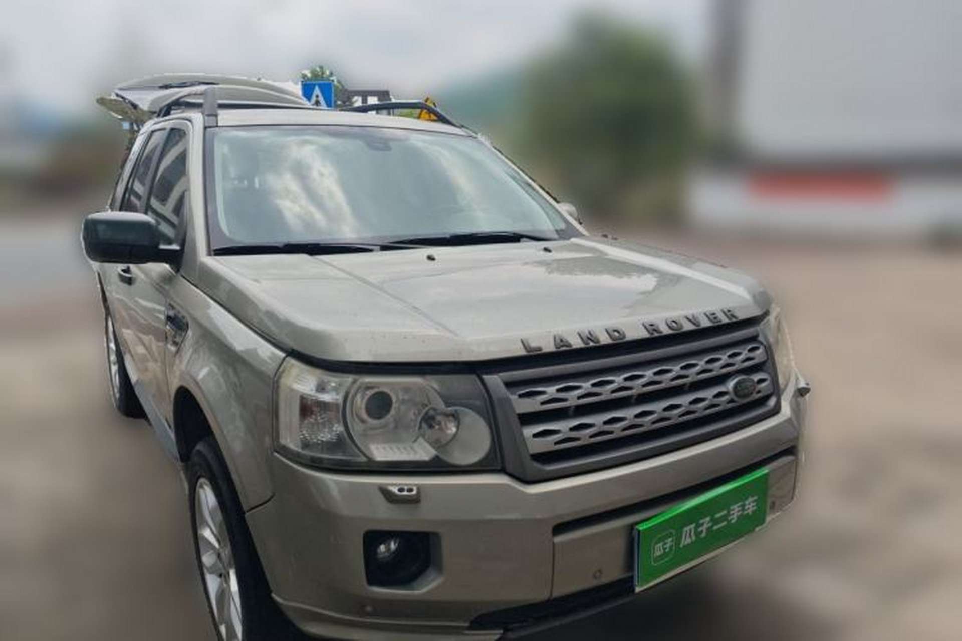 Used Land Rover Freelander 2 2011 3.2L i6 HSE Gasoline Edition Front Right 45 Deg