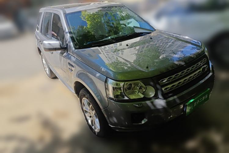 Used Land Rover Freelander 2 2011 3.2L i6 HSE Gasoline Edition Front Right 45 Deg