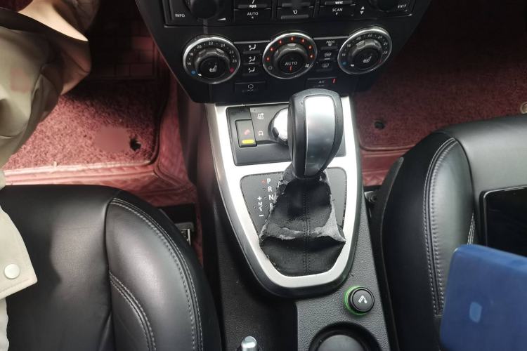 Used Land Rover Freelander 2 2011 3.2L i6 HSE Gasoline Edition Gear Lever