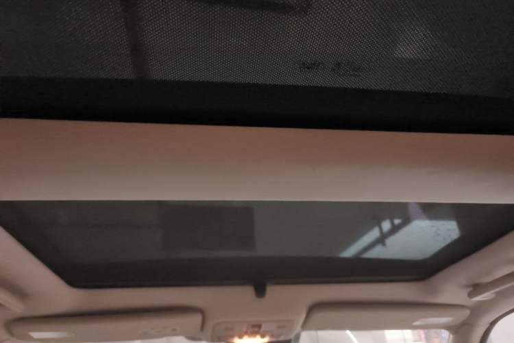 Used Land Rover Freelander 2 2011 2.2T SD4 SE Diesel Edition Headliner