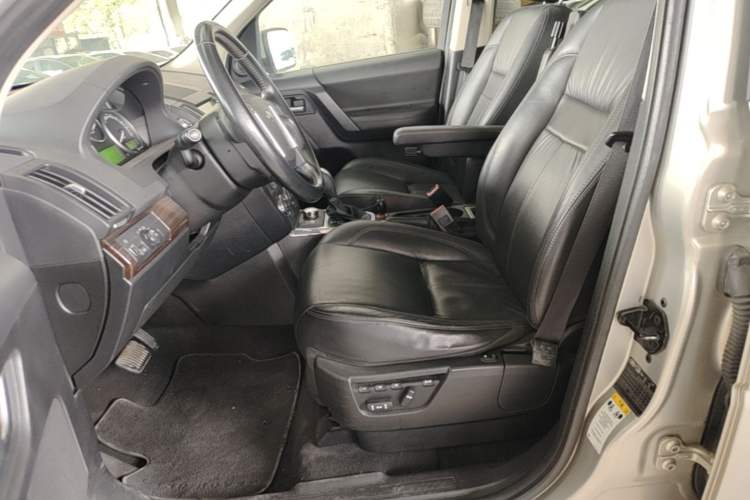 Used Land Rover Freelander 2 2011 3.2L i6 HSE Gasoline Edition Left Front Seat
